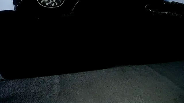 Niquitasparkles online show from 2, 12, 2025