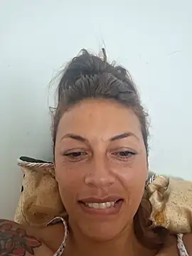 Hanna Charming online show from 19, 4, 2026