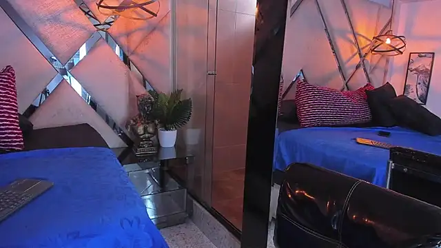 Liah Grey8 online show from 1, 3, 2026