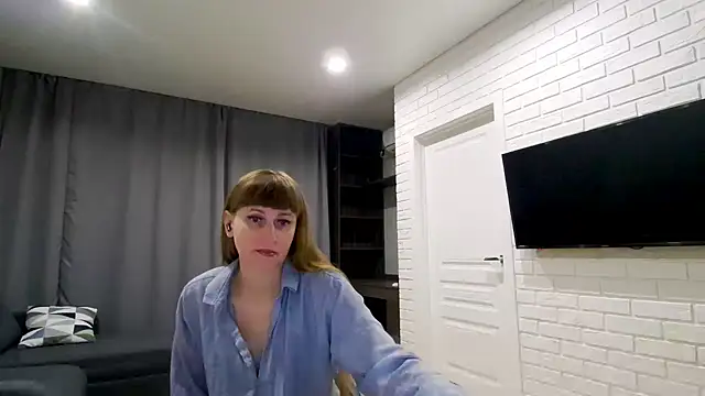 Daniella Lorente online show from 31, 5, 2026