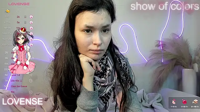 Emily Strikeee online show from 3, 2, 2025