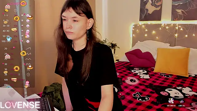 Emily Strikeee online show from 26, 2, 2026