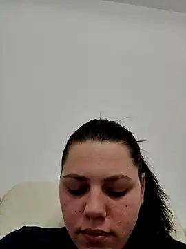 Snapshot of leeya_lee chatting on 21, 1, 2025 leeya lee online show from 21, 1, 2025