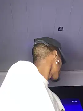 Snapshot of BlueIceCube chatting on 18, 3, 2025 BlueIceCube online show from 18, 3, 2025