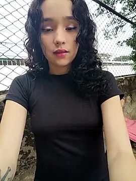 sweet outdoor charm online show from 8, 2, 2026