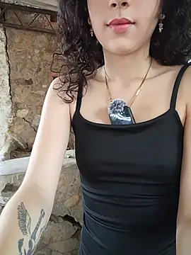 sweet outdoor charm online show from 25, 6, 2026