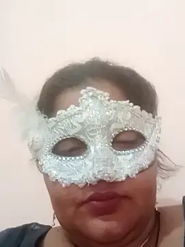 Snapshot of seemi_bhabhi chatting on 5, 3, 2025 seemi bhabhi online show from 5, 3, 2025