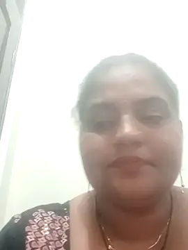 Snapshot of seemi_bhabhi chatting on 12, 3, 2025 seemi bhabhi online show from 12, 3, 2025