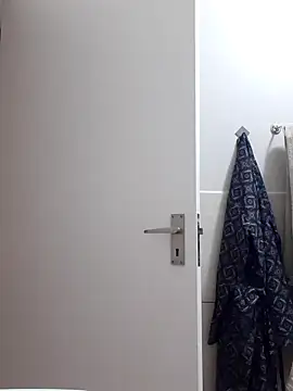 MIGHTY MAGNUM online show from 8, 1, 2025