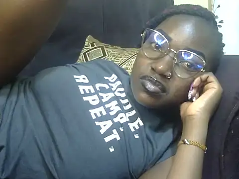 Chichii- online show from 4, 3, 2025