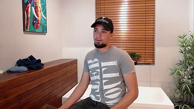 Snapshot of Edward_max chatting on 22, 2, 2025 Edward max online show from 22, 2, 2025