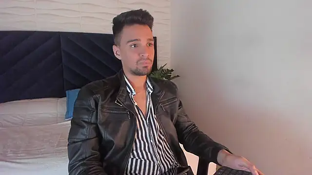 Snapshot of Edward_max chatting on 24, 2, 2025 Edward max online show from 24, 2, 2025