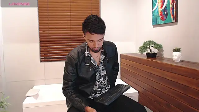 Snapshot of Edward_max chatting on 22, 3, 2025 Edward max online show from 22, 3, 2025