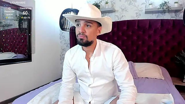 Snapshot of Edward_max chatting on 30, 9, 2025 Edward max online show from 30, 9, 2025