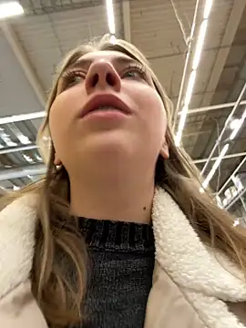 Snapshot of Sunny___Bunny chatting on 3, 1, 2025 Sunny Bunny online show from 3, 1, 2025