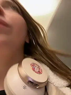 Snapshot of Sunny___Bunny chatting on 11, 1, 2025 Sunny Bunny online show from 11, 1, 2025