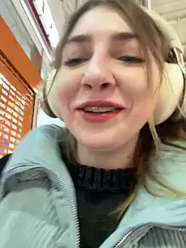 Snapshot of Sunny___Bunny chatting on 13, 1, 2025 Sunny Bunny online show from 13, 1, 2025