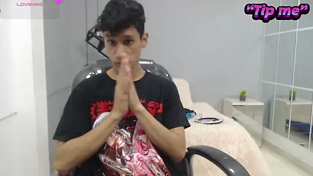 Snapshot of alan_ws chatting on 12, 12, 2024 alan ws online show from 12, 12, 2024