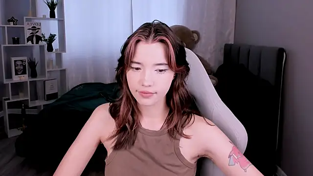 as1an girlfriend online show from 27, 5, 2026