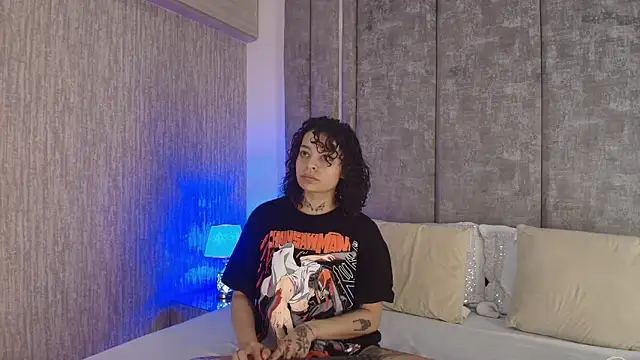 KatherineGomez online show from 24, 2, 2026