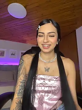 Snapshot of Hilary_pinkk chatting on 21, 6, 2026 Hilary pinkk online show from 21, 6, 2026