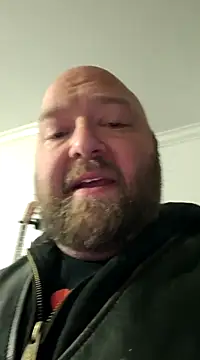 Snapshot of Strong_Bear89 chatting on 20, 12, 2024 Strong Bear89 online show from 20, 12, 2024