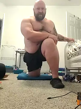 Snapshot of Strong_Bear89 chatting on 1, 1, 2025 Strong Bear89 online show from 1, 1, 2025