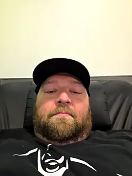 Snapshot of Strong_Bear89 chatting on 25, 2, 2025 Strong Bear89 online show from 25, 2, 2025