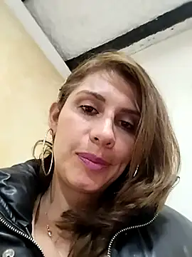 Alysson-- online show from 24, 1, 2025