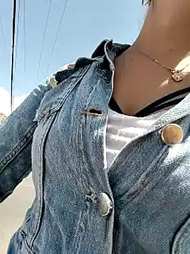 Alysson-- online show from 30, 1, 2025