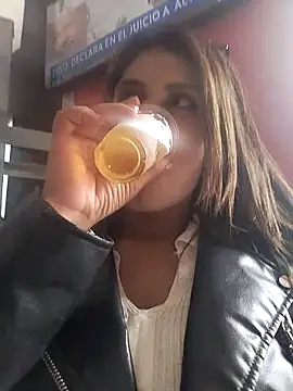 Alysson-- online show from 14, 3, 2025