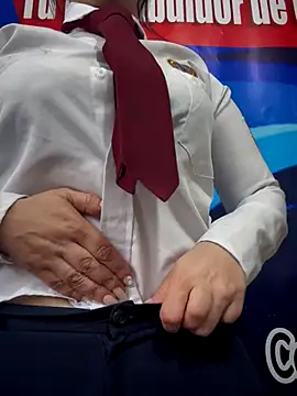 Alysson-- online show from 18, 11, 2025