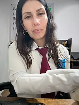 Alysson-- online show from 16, 4, 2026