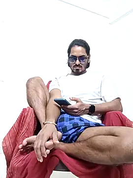 Snapshot of Samser0403 chatting on 4, 12, 2025 Samser0403 online show from 4, 12, 2025