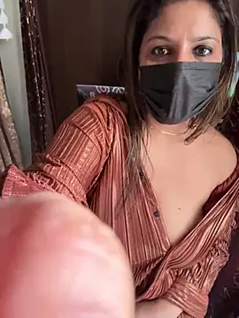 Snapshot of Reena_Darlinggg chatting on 13, 1, 2025 Reena Darlinggg online show from 13, 1, 2025