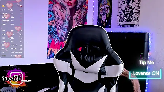 Snapshot of Skyler__blue4 chatting on 19, 12, 2025 Skyler blue4 online show from 19, 12, 2025