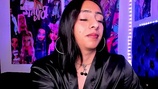 Snapshot of Skyler__blue4 chatting on 1, 2, 2026 Skyler blue4 online show from 1, 2, 2026