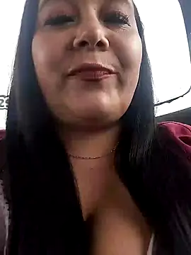 Snapshot of sara_pineros chatting on 25, 1, 2025 sara pineros online show from 25, 1, 2025