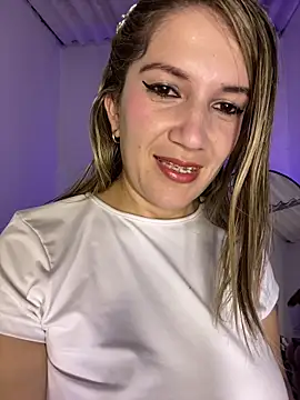 gwen ashly online show from 18, 7, 2026