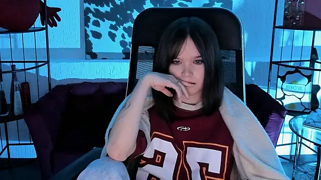 Snapshot of Elainebeness chatting on 6, 3, 2026 Elainebeness online show from 6, 3, 2026