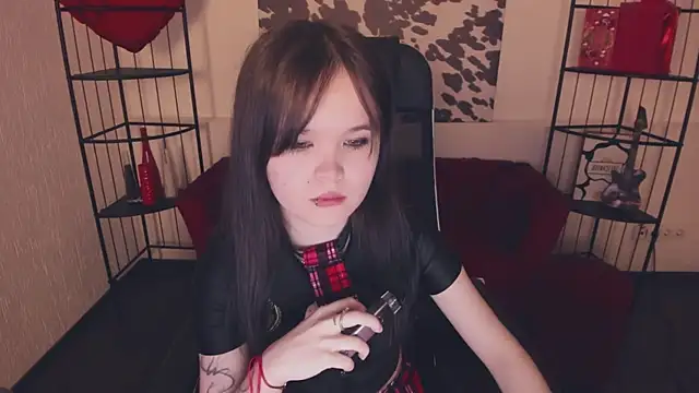 Snapshot of Elainebeness chatting on 7, 4, 2026 Elainebeness online show from 7, 4, 2026