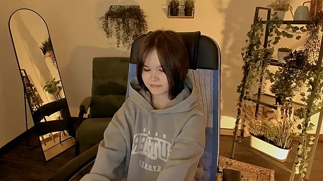 Snapshot of Elainebeness chatting on 12, 4, 2026 Elainebeness online show from 12, 4, 2026