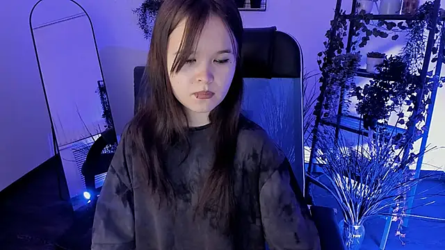 Snapshot of Elainebeness chatting on 15, 4, 2026 Elainebeness online show from 15, 4, 2026