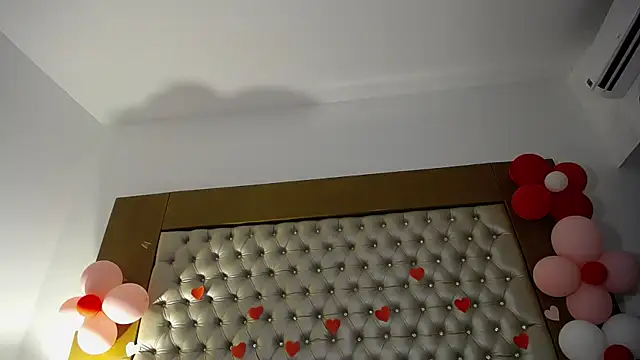 MegannMyerss online show from 21, 2, 2025