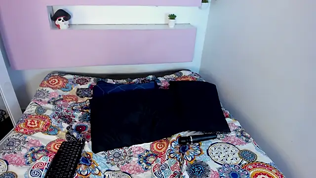 Snapshot of Afrodita_Shalom chatting on 21, 3, 2025 Afrodita Shalom online show from 21, 3, 2025