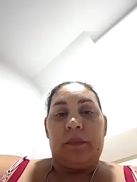 Snapshot of MirandaSoto chatting on 13, 2, 2025 MirandaSoto online show from 13, 2, 2025