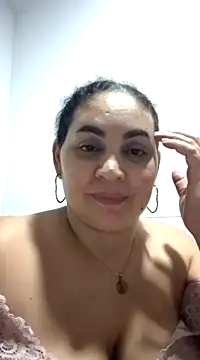 Snapshot of MirandaSoto chatting on 16, 3, 2025 MirandaSoto online show from 16, 3, 2025