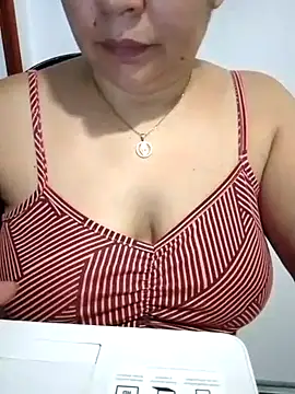 Snapshot of MirandaSoto chatting on 20, 3, 2025 MirandaSoto online show from 20, 3, 2025