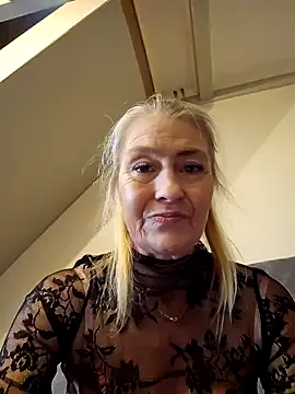 Snapshot of lisalustjouw chatting on 9, 1, 2025 lisalustjouw online show from 9, 1, 2025