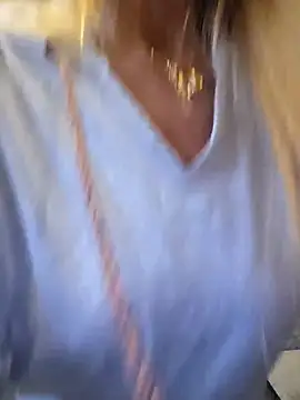 Snapshot of lisalustjouw chatting on 6, 2, 2026 lisalustjouw online show from 6, 2, 2026